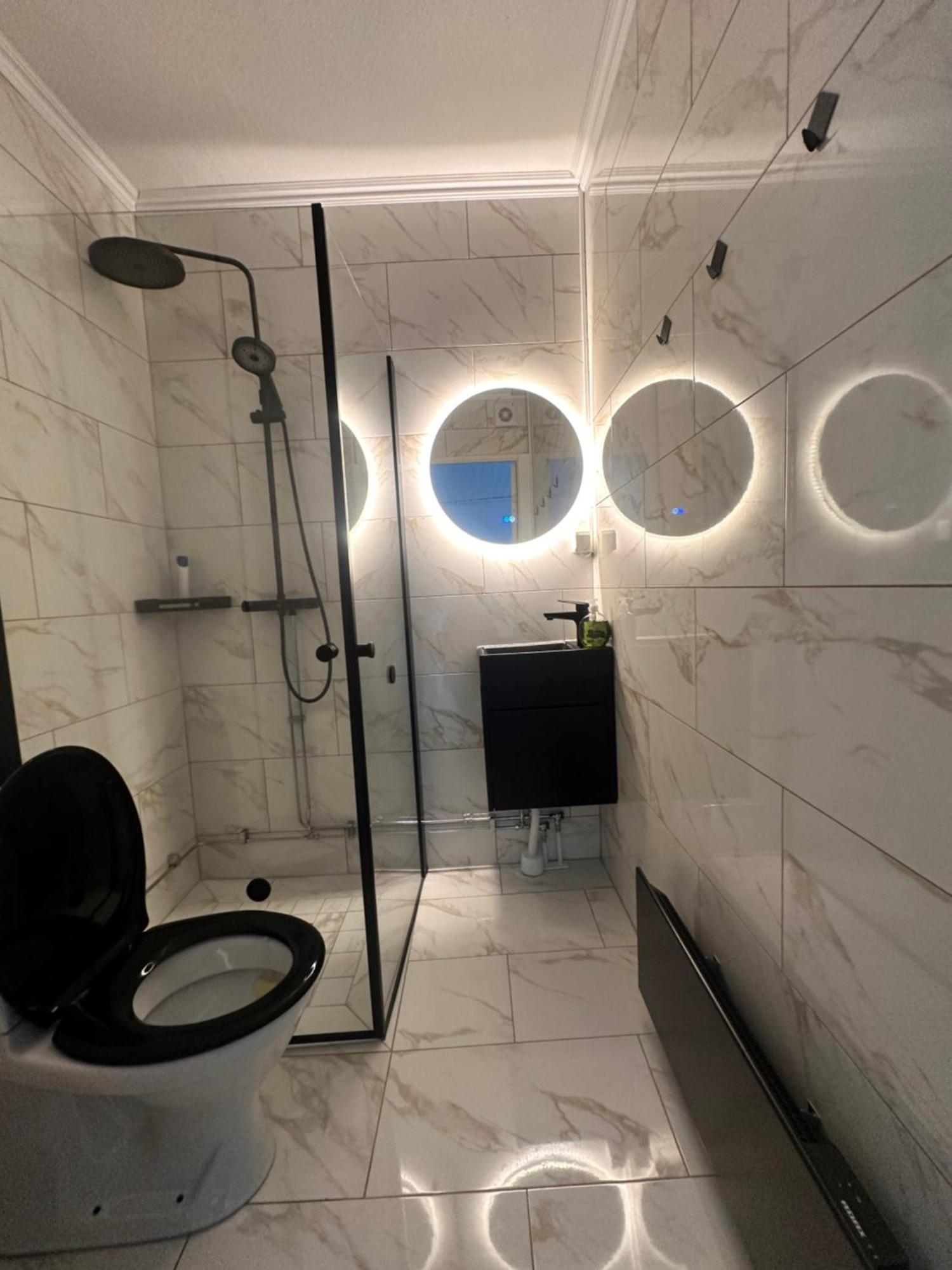 Luxury 2 Rooms Residence At The Heart Of Borås Exteriör bild